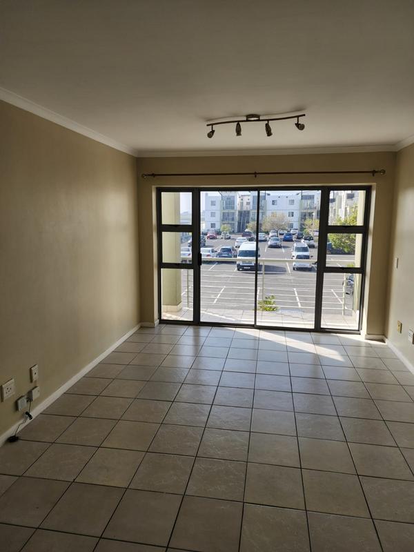 2 Bedroom Property for Sale in Whispering Pines Western Cape